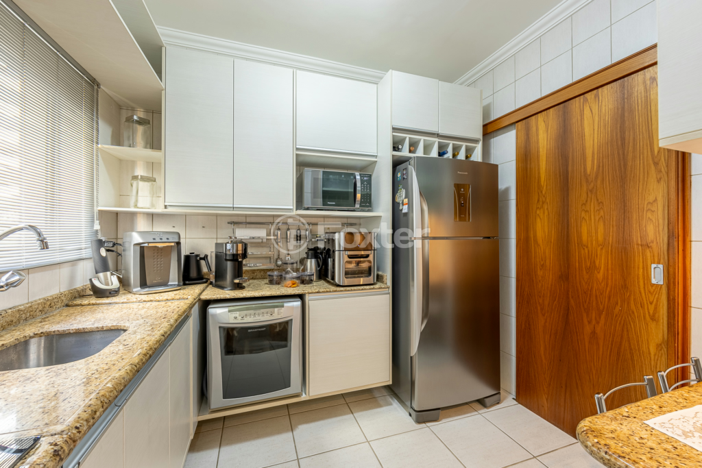 Apartamento à venda com 3 quartos, 96m² - Foto 21