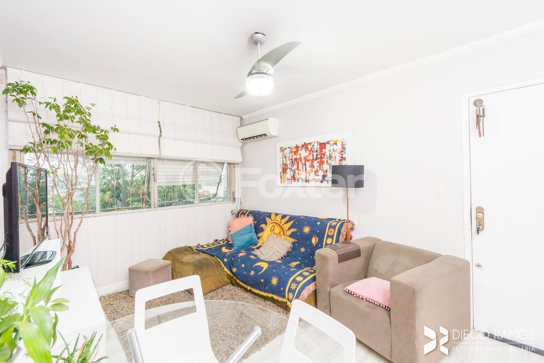 Apartamento à venda com 2 quartos, 74m² - Foto 2