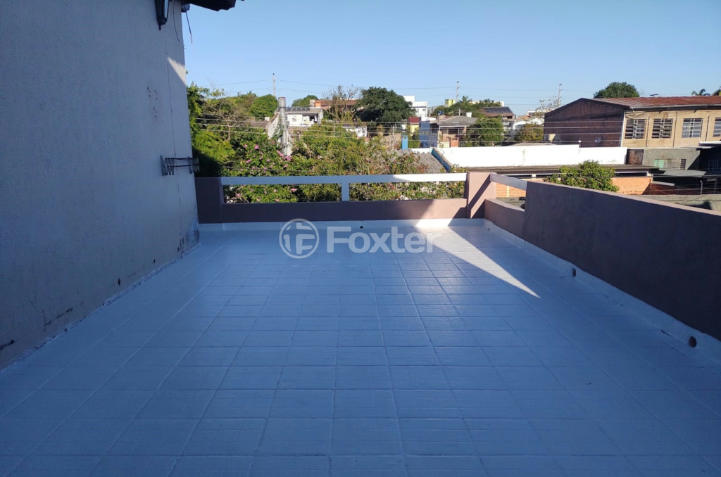 Casa à venda com 3 quartos, 296m² - Foto 18