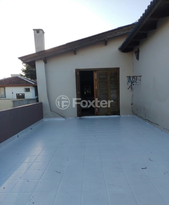 Casa à venda com 3 quartos, 296m² - Foto 17
