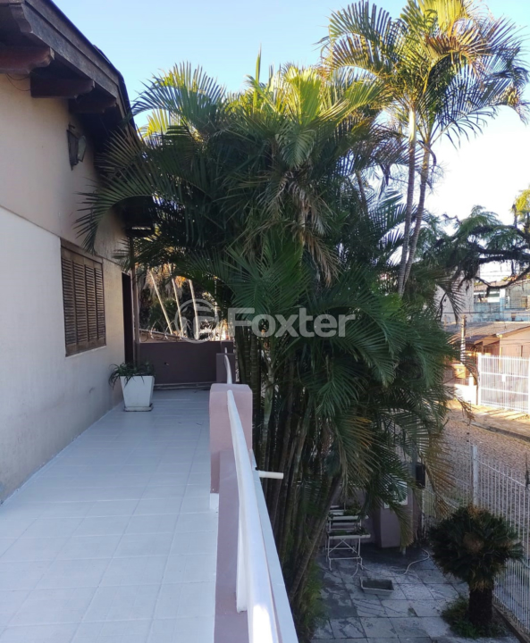 Casa à venda com 3 quartos, 296m² - Foto 19