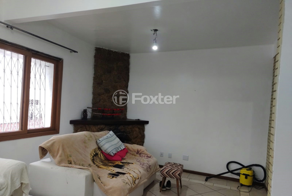Casa à venda com 3 quartos, 296m² - Foto 3