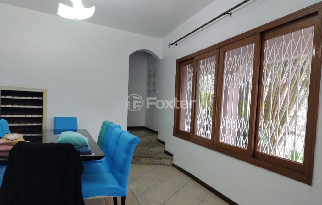 Casa à venda com 3 quartos, 296m² - Foto 5