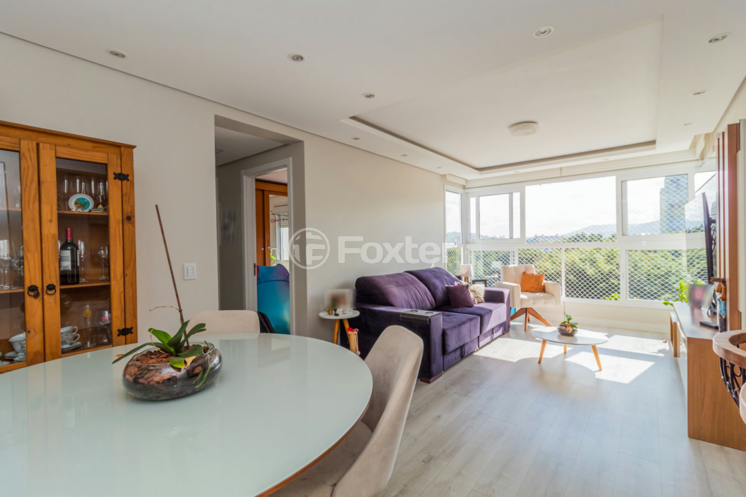 Apartamento à venda com 2 quartos, 70m² - Foto 3