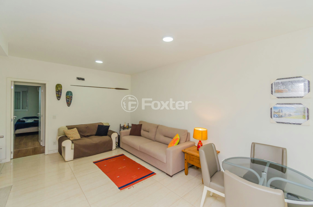 Casa de Condomínio à venda com 3 quartos, 250m² - Foto 4