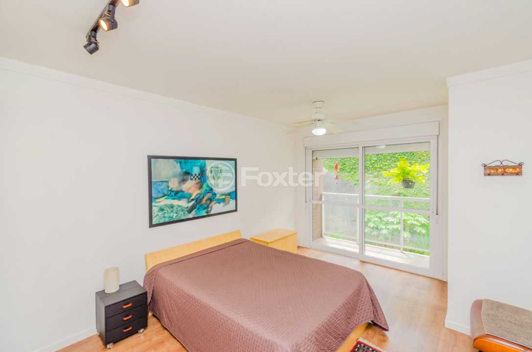 Casa de Condomínio à venda com 3 quartos, 250m² - Foto 9