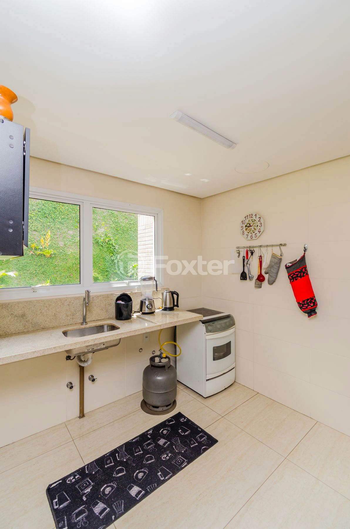 Casa de Condomínio à venda com 3 quartos, 250m² - Foto 22
