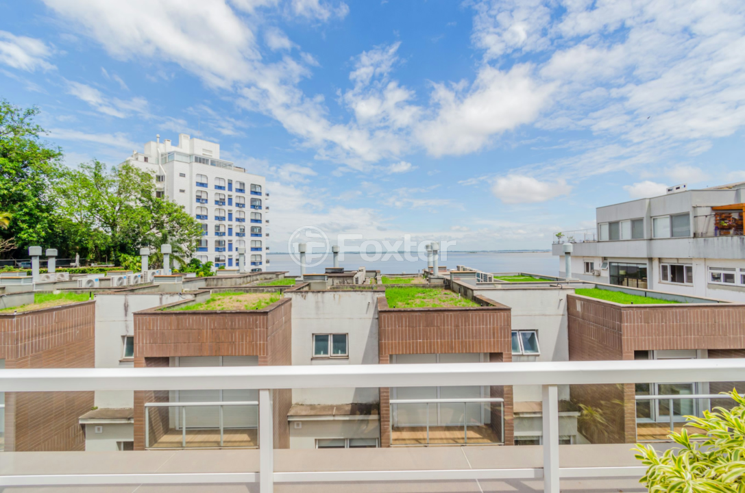 Casa de Condomínio à venda com 3 quartos, 250m² - Foto 34