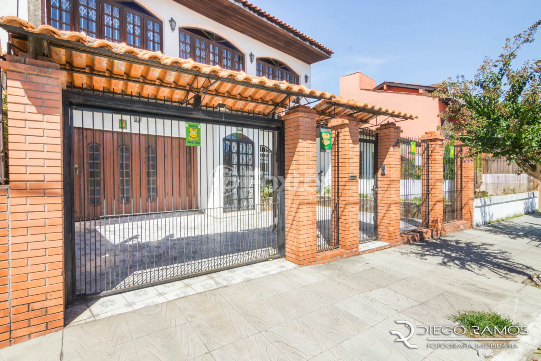 Casa à venda com 5 quartos, 386m² - Foto 2