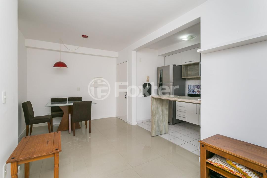 Apartamento à venda com 3 quartos, 67m² - Foto 3