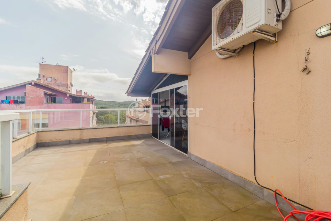 Cobertura à venda com 3 quartos, 137m² - Foto 3