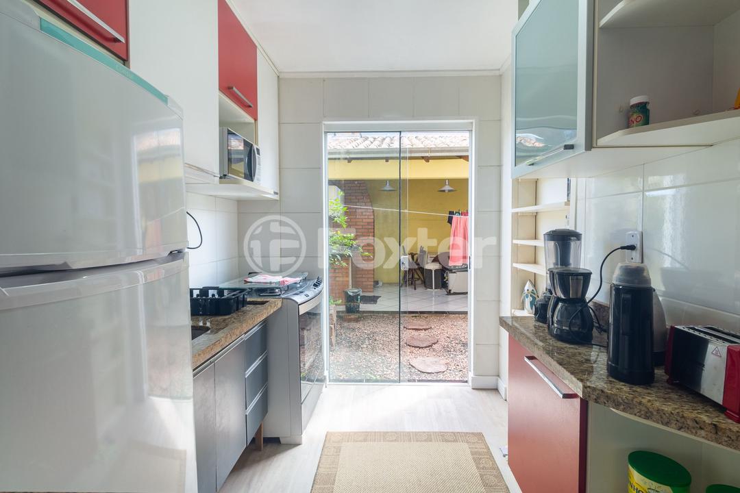 Casa de Condomínio à venda com 2 quartos, 103m² - Foto 18