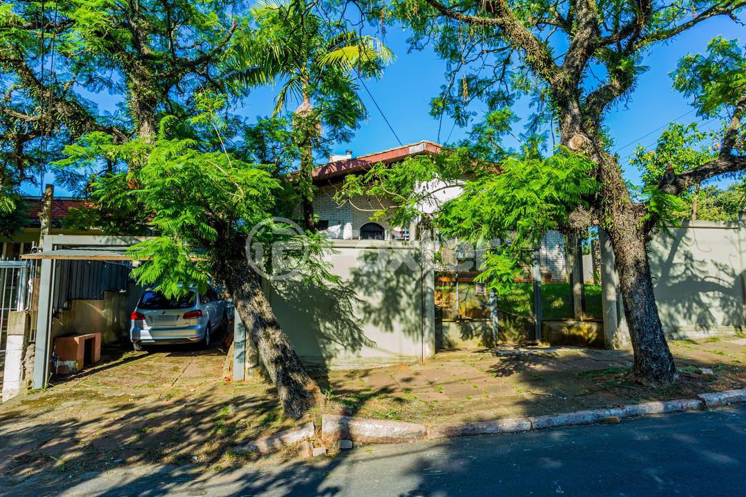 Casa à venda com 3 quartos, 200m² - Foto 3