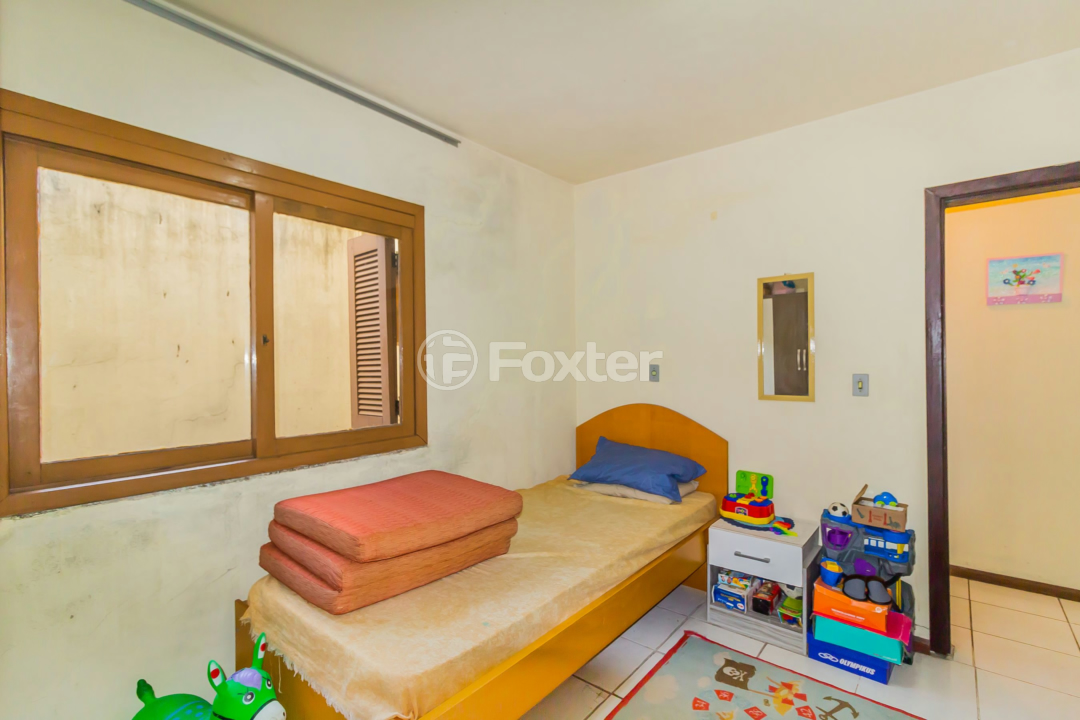 Casa à venda com 5 quartos, 242m² - Foto 18