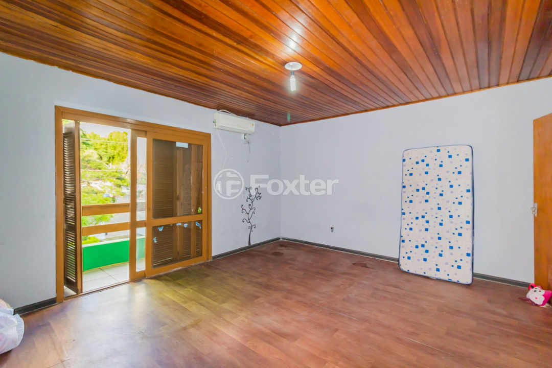 Casa à venda com 5 quartos, 242m² - Foto 22