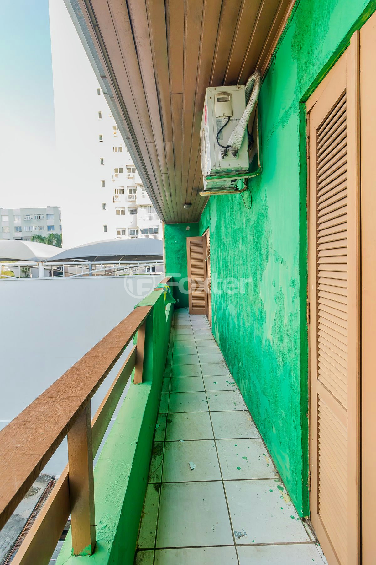 Casa à venda com 5 quartos, 242m² - Foto 25