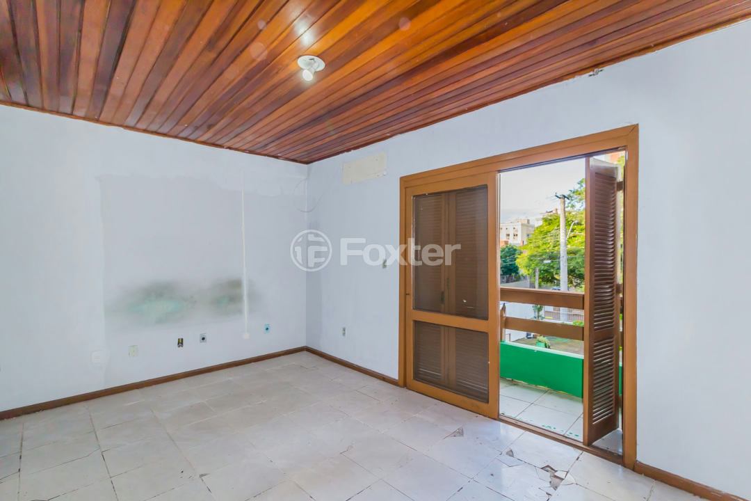 Casa à venda com 5 quartos, 242m² - Foto 28