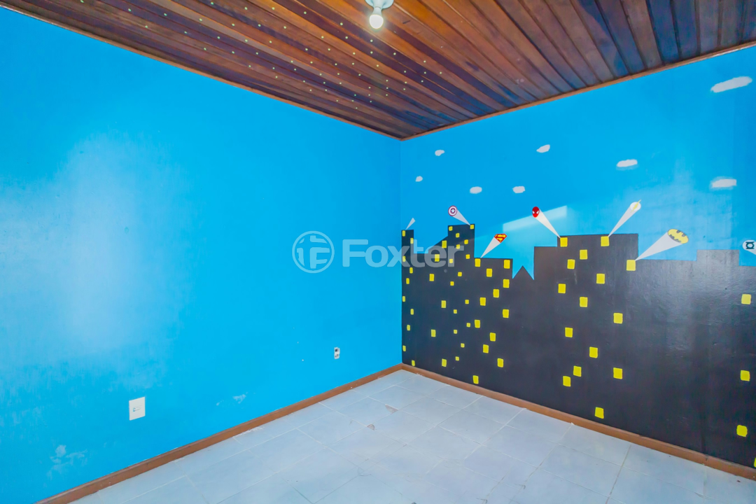 Casa à venda com 5 quartos, 242m² - Foto 35