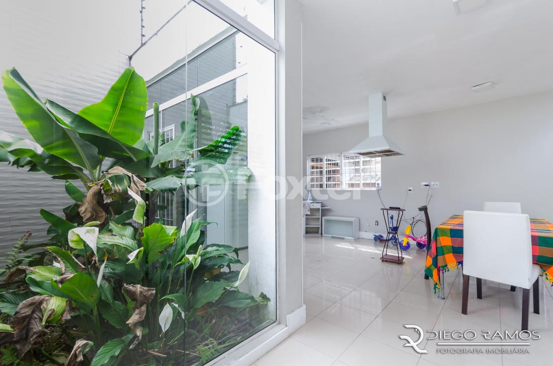 Casa à venda com 5 quartos, 250m² - Foto 14