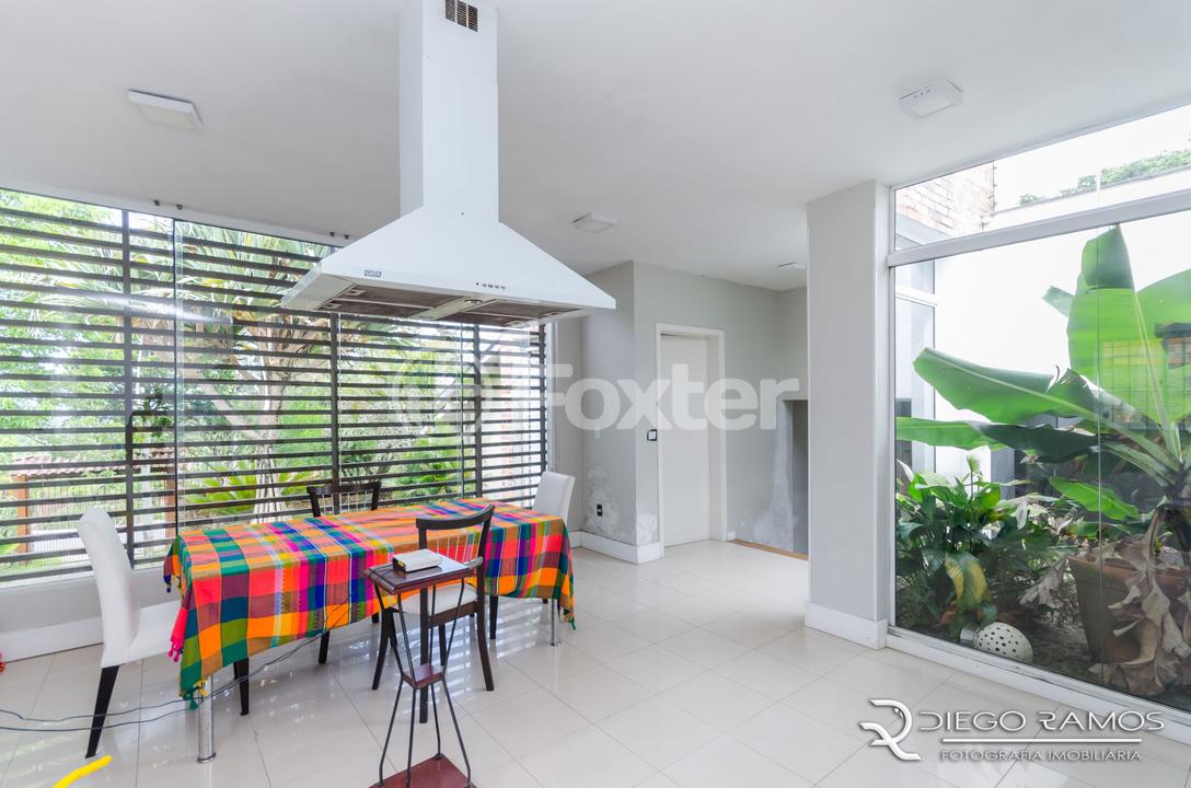 Casa à venda com 5 quartos, 250m² - Foto 15