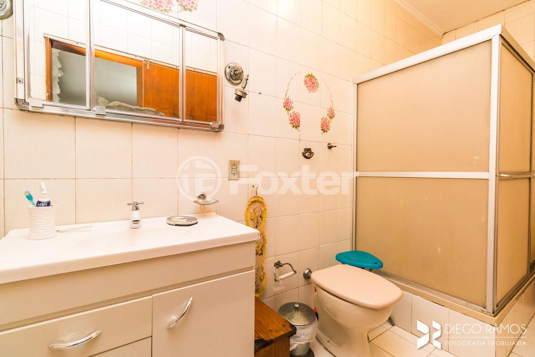 Casa à venda com 6 quartos, 220m² - Foto 18
