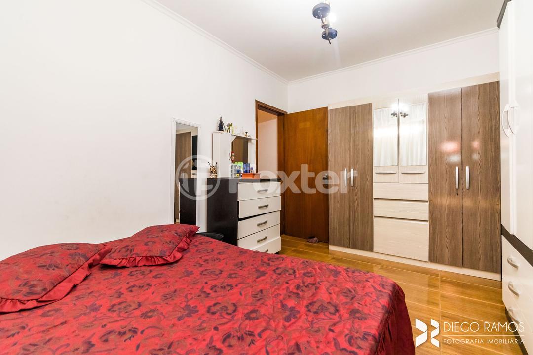 Casa à venda com 6 quartos, 220m² - Foto 21