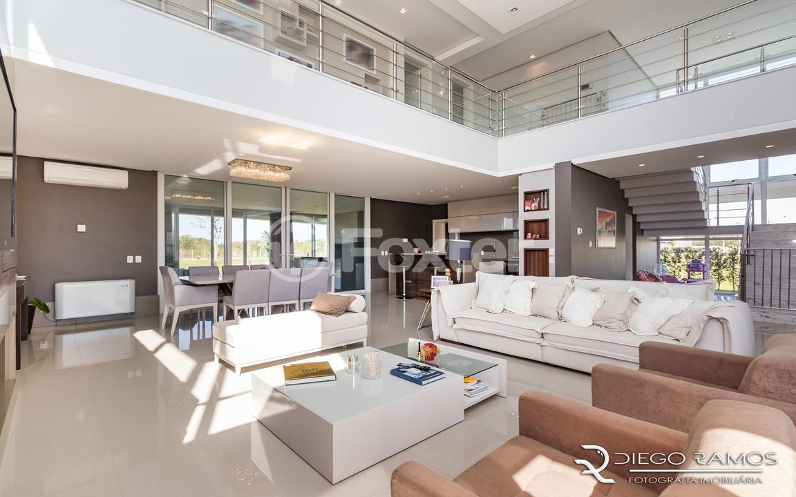 Casa de Condomínio à venda com 6 quartos, 637m² - Foto 2