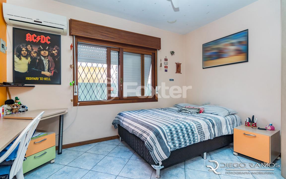 Casa à venda com 4 quartos, 247m² - Foto 11