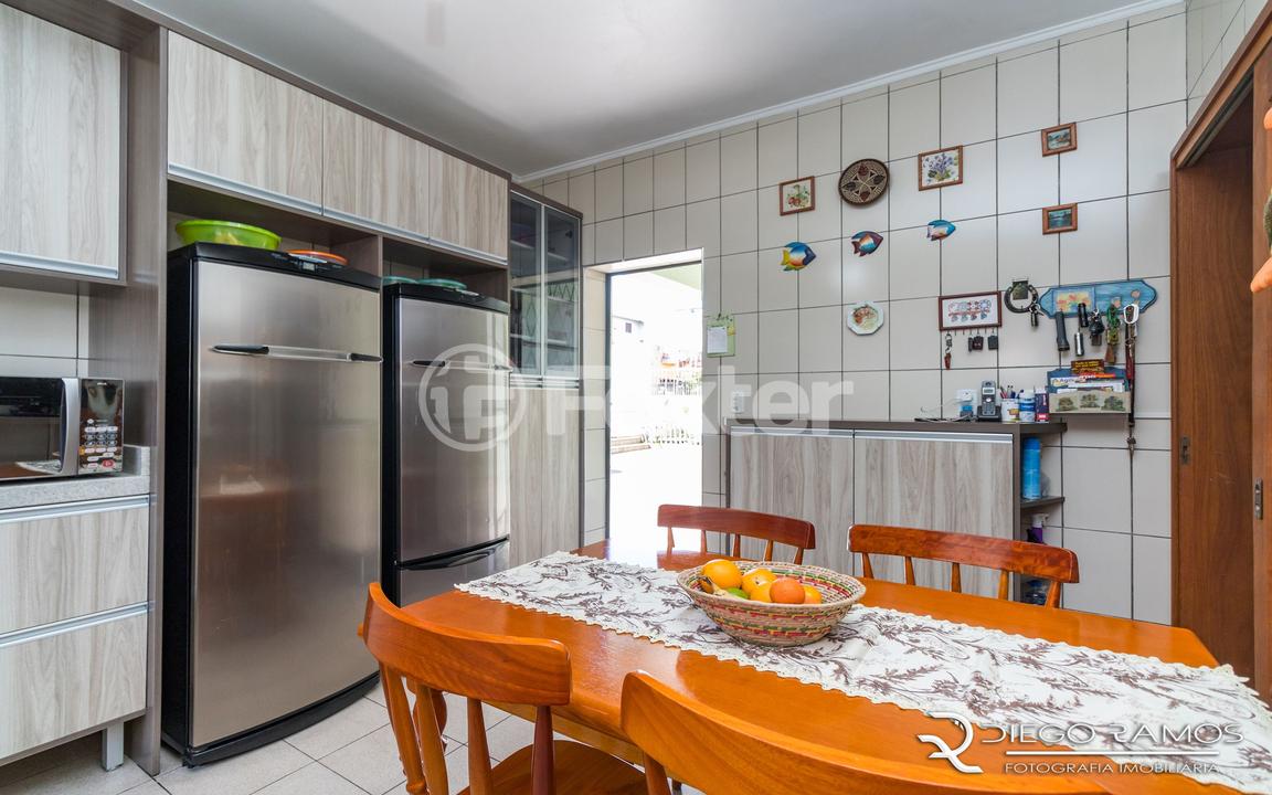 Casa à venda com 4 quartos, 247m² - Foto 17