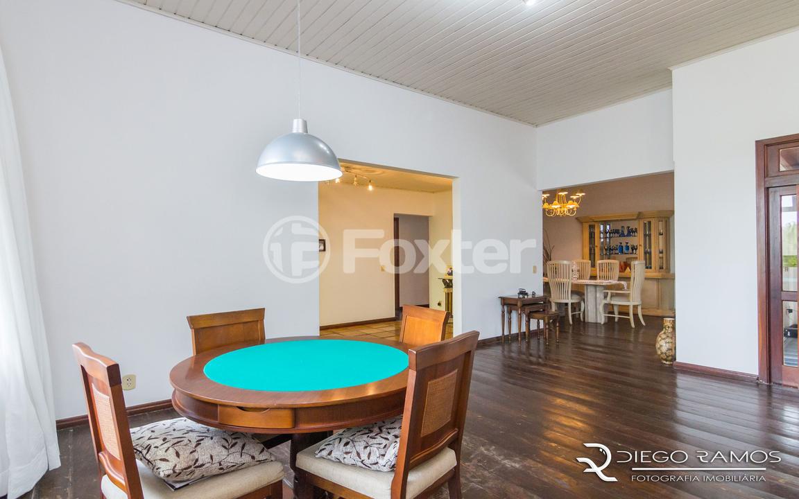 Casa de Condomínio à venda com 3 quartos, 300m² - Foto 4
