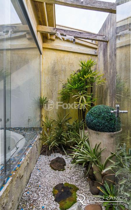 Casa de Condomínio à venda com 3 quartos, 300m² - Foto 17