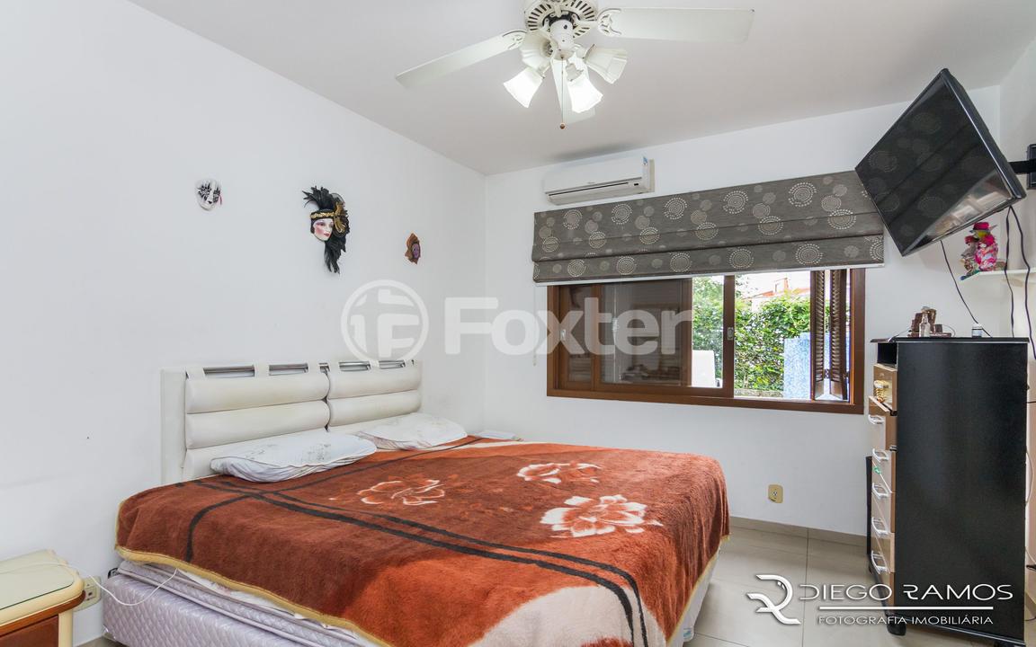 Casa de Condomínio à venda com 3 quartos, 300m² - Foto 19