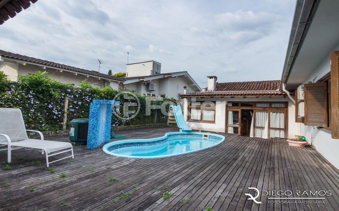 Casa de Condomínio à venda com 3 quartos, 300m² - Foto 23