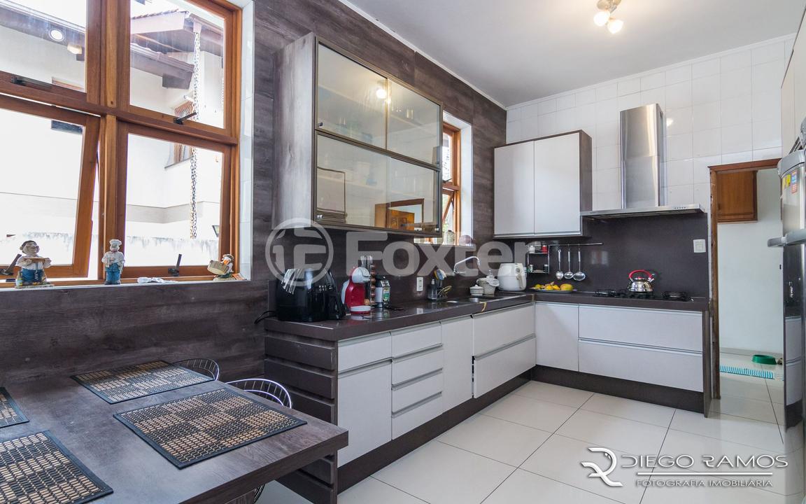 Casa de Condomínio à venda com 3 quartos, 300m² - Foto 25