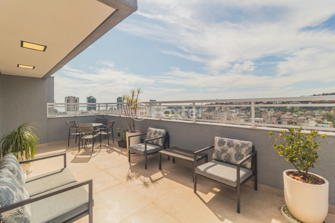 Cobertura à venda com 3 quartos, 207m² - Foto 2