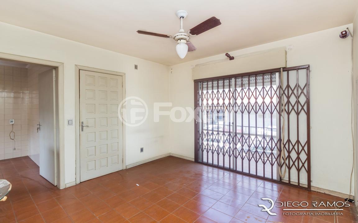 Casa à venda com 5 quartos, 215m² - Foto 2