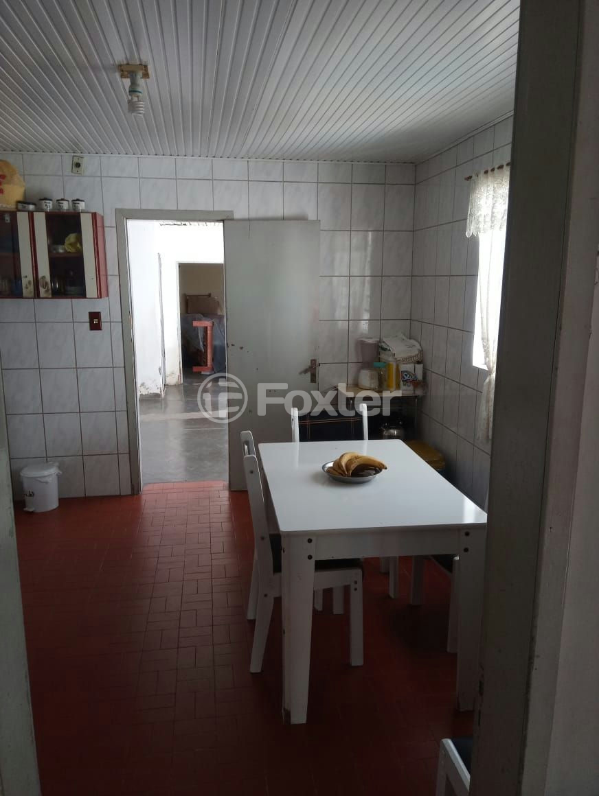 Casa à venda com 2 quartos, 275m² - Foto 4