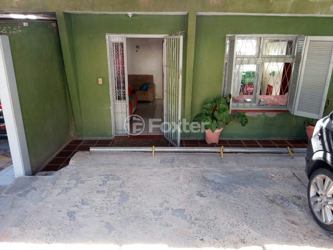 Casa à venda com 2 quartos, 275m² - Foto 2