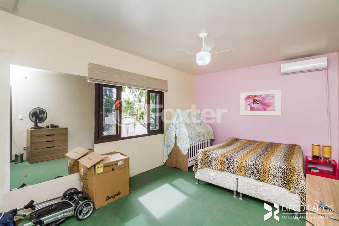 Casa à venda com 4 quartos, 328m² - Foto 18