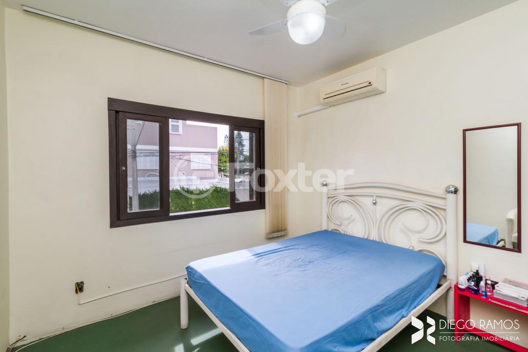 Casa à venda com 4 quartos, 328m² - Foto 20