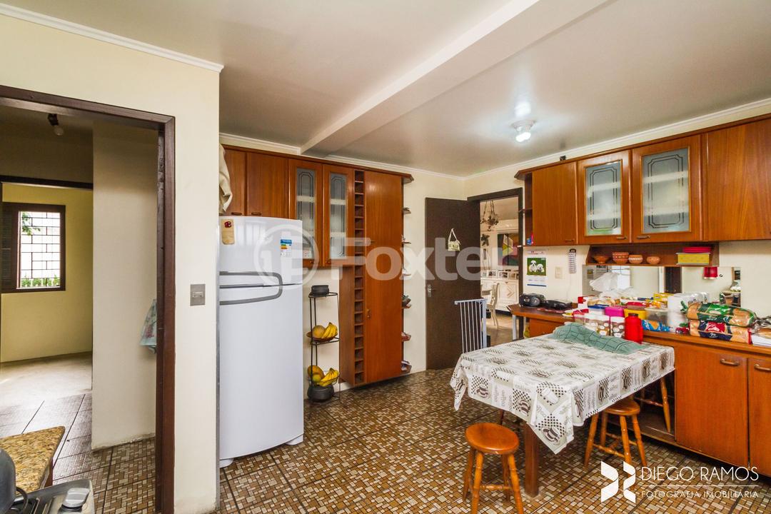 Casa à venda com 4 quartos, 328m² - Foto 31