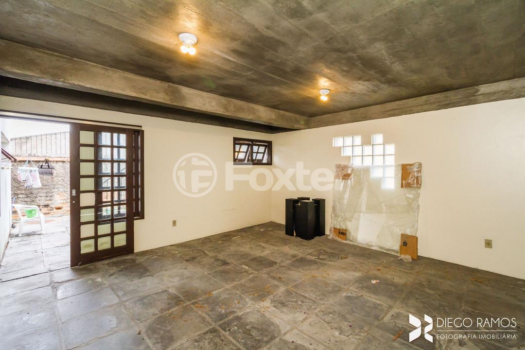 Casa à venda com 4 quartos, 328m² - Foto 48