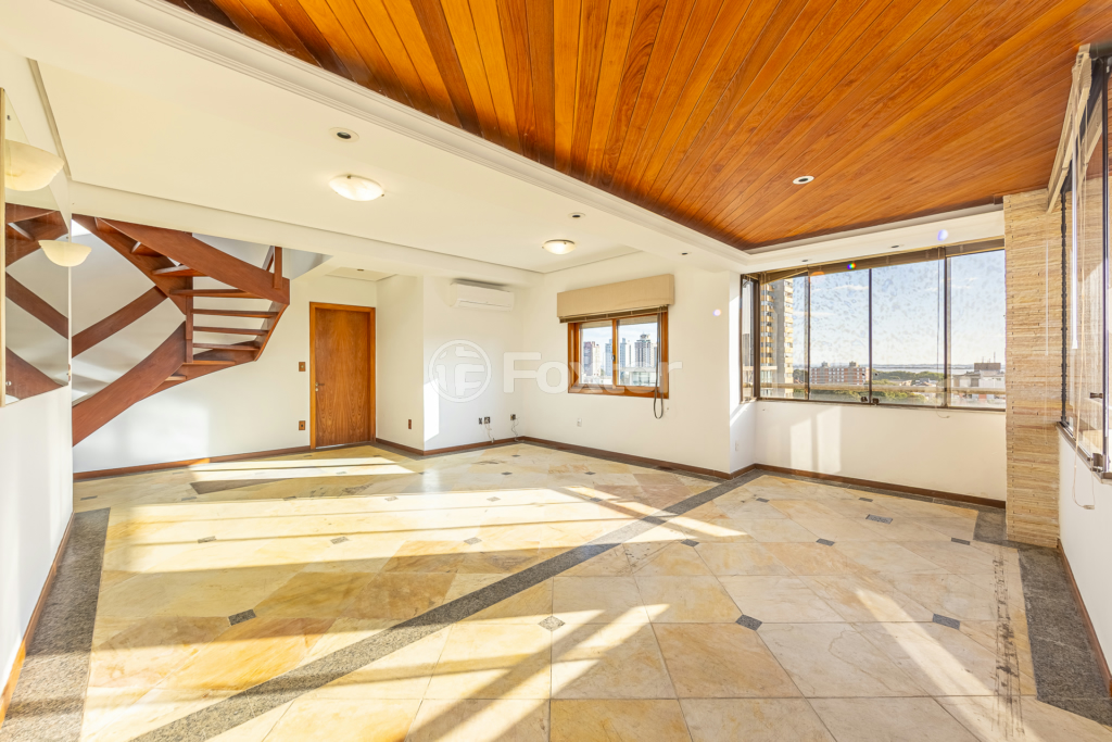Cobertura à venda com 3 quartos, 262m² - Foto 3