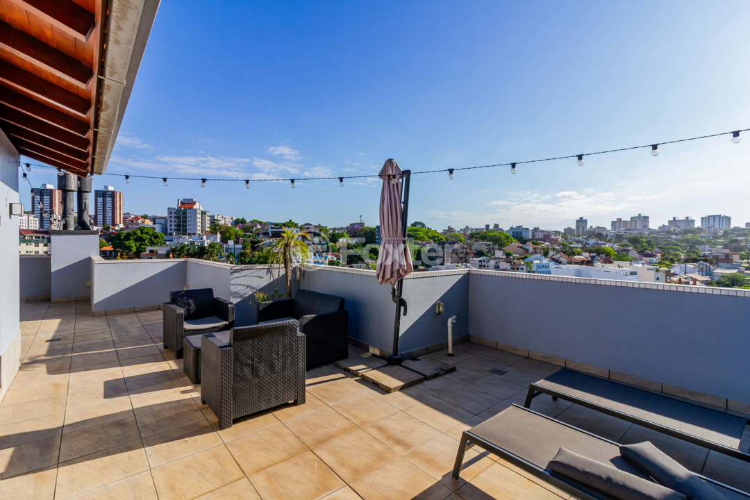 Cobertura à venda com 4 quartos, 230m² - Foto 2
