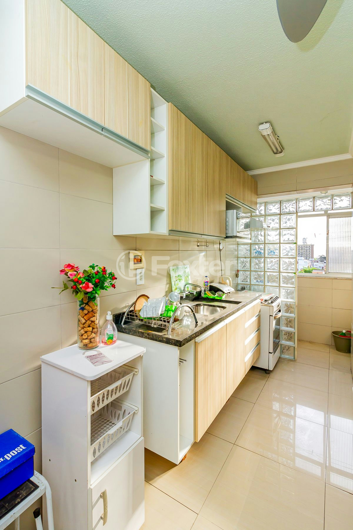 Apartamento à venda com 2 quartos, 68m² - Foto 23