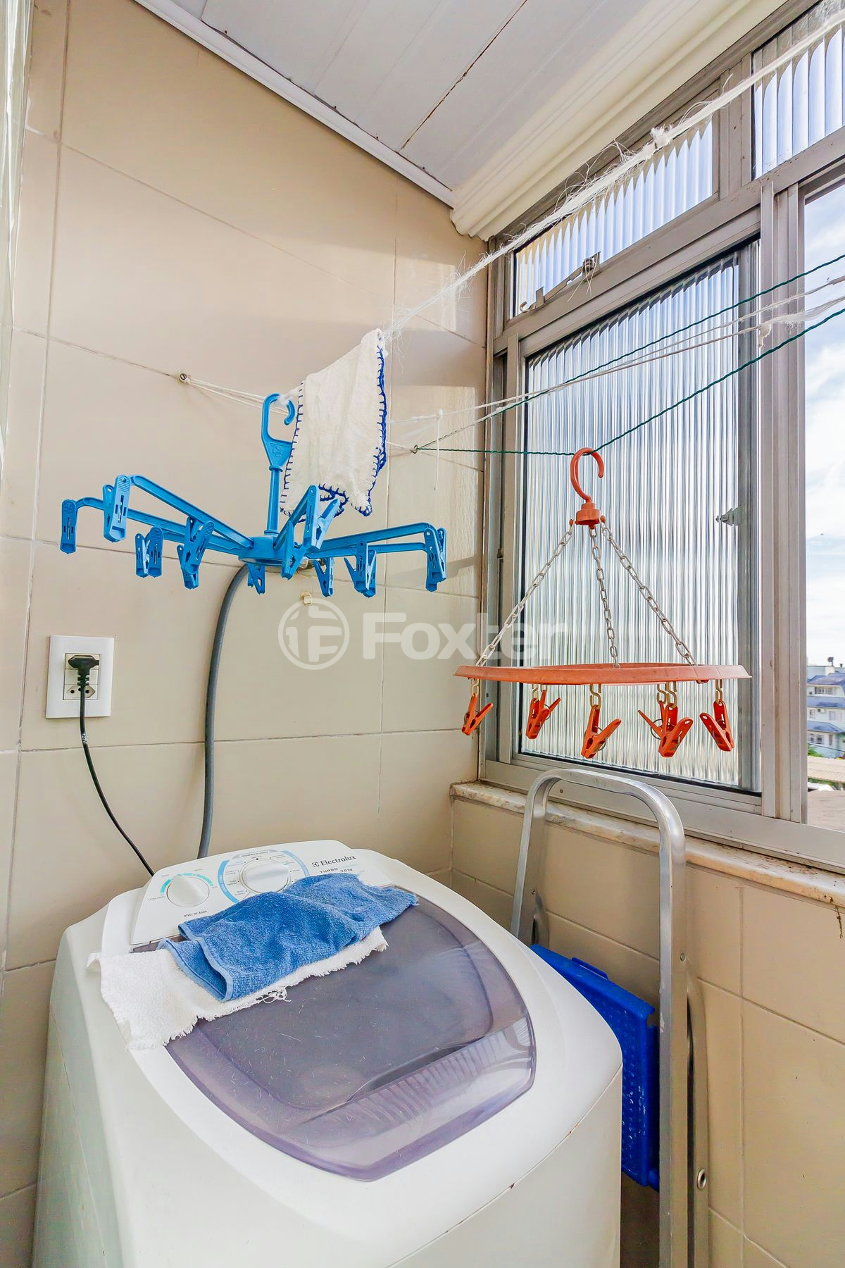 Apartamento à venda com 2 quartos, 68m² - Foto 25