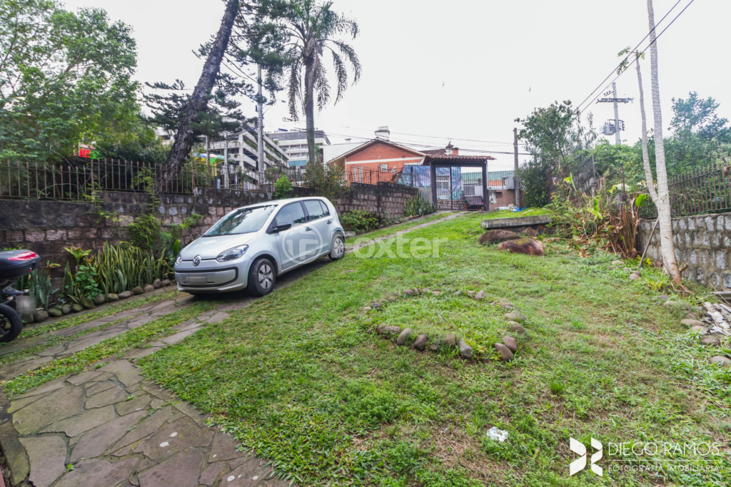 Casa à venda com 4 quartos, 241m² - Foto 5