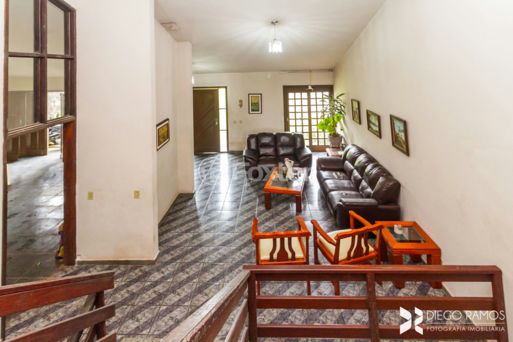 Casa à venda com 4 quartos, 241m² - Foto 6