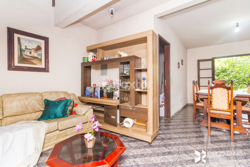 Casa à venda com 4 quartos, 241m² - Foto 7
