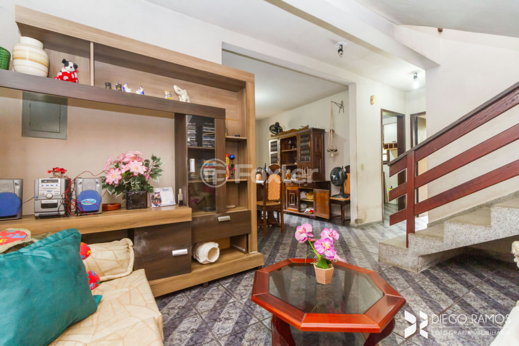 Casa à venda com 4 quartos, 241m² - Foto 8